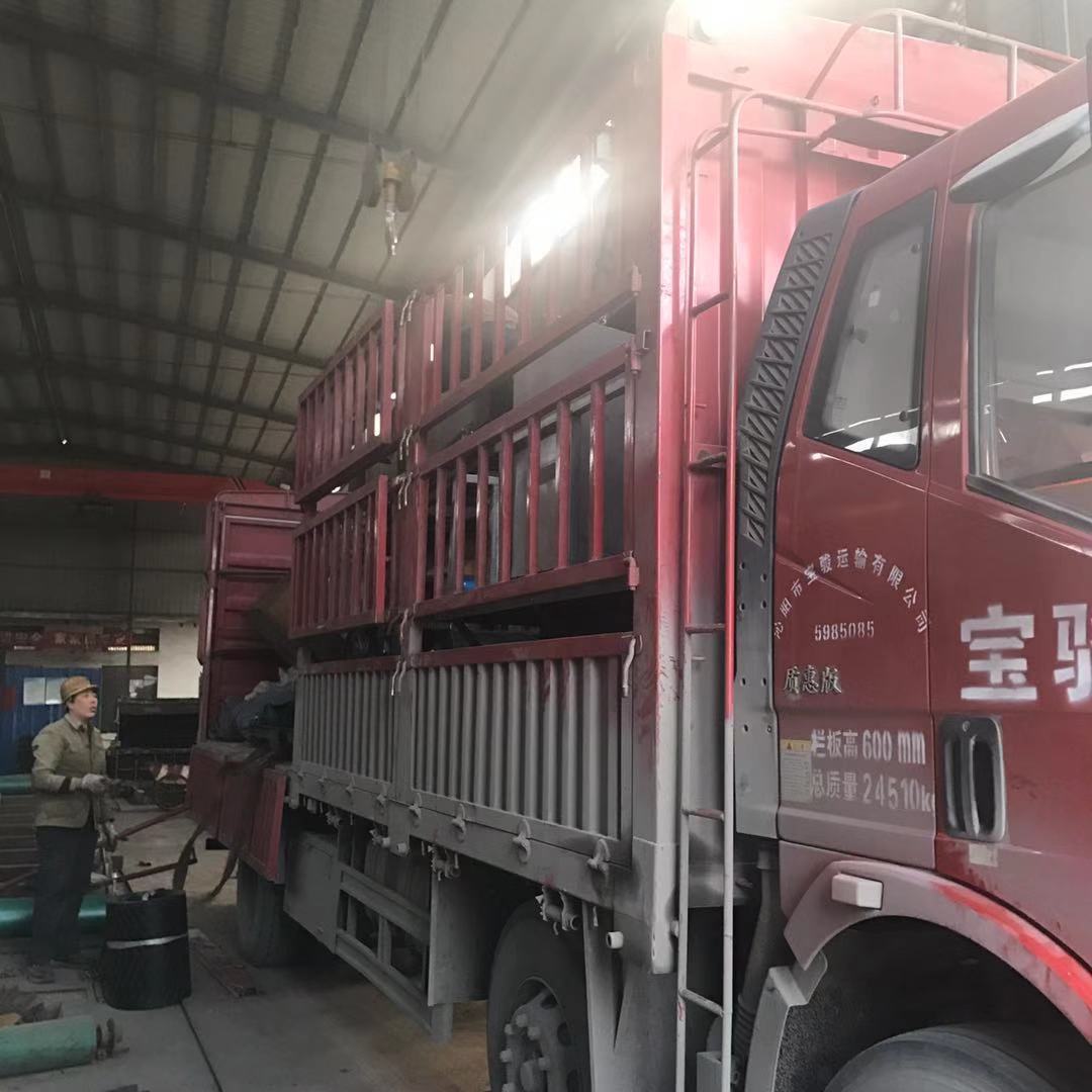 廢舊木材經木材撕碎機設備生產線加工后用途