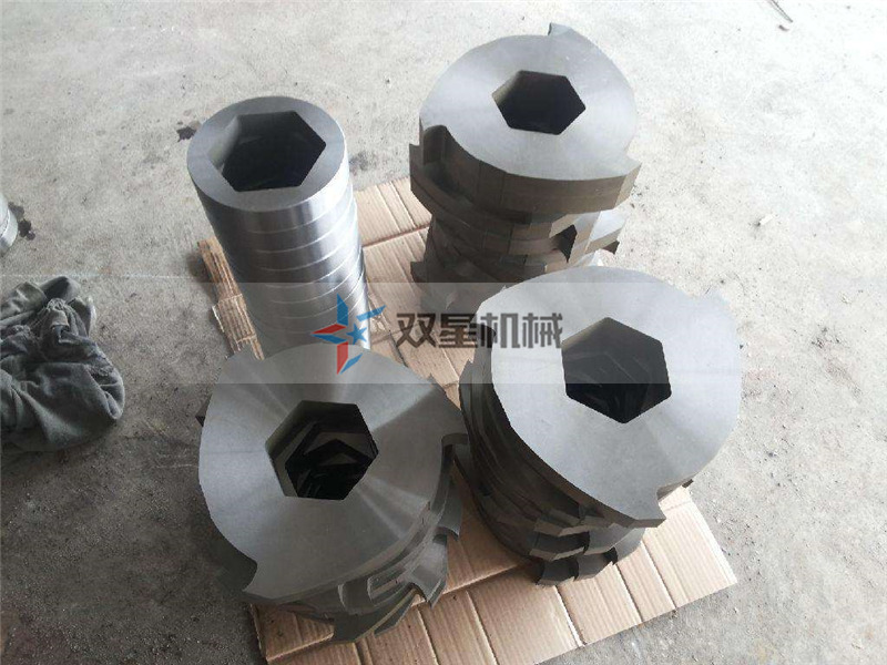 鋁型材撕碎機刀具介紹及使用注意事項