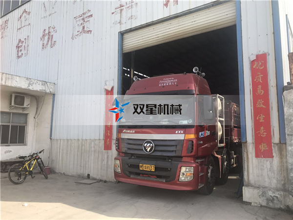 鋁合金撕碎機設備發往浙江寧波