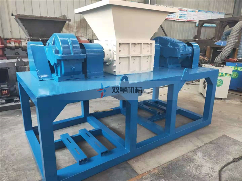 輪胎撕碎機